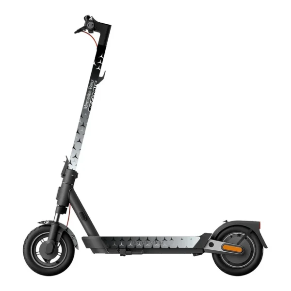 Vinilo Mercedes Benz AMG con base antideslizante para Xiaomi 5 / 5 PRO / 5 MAX
