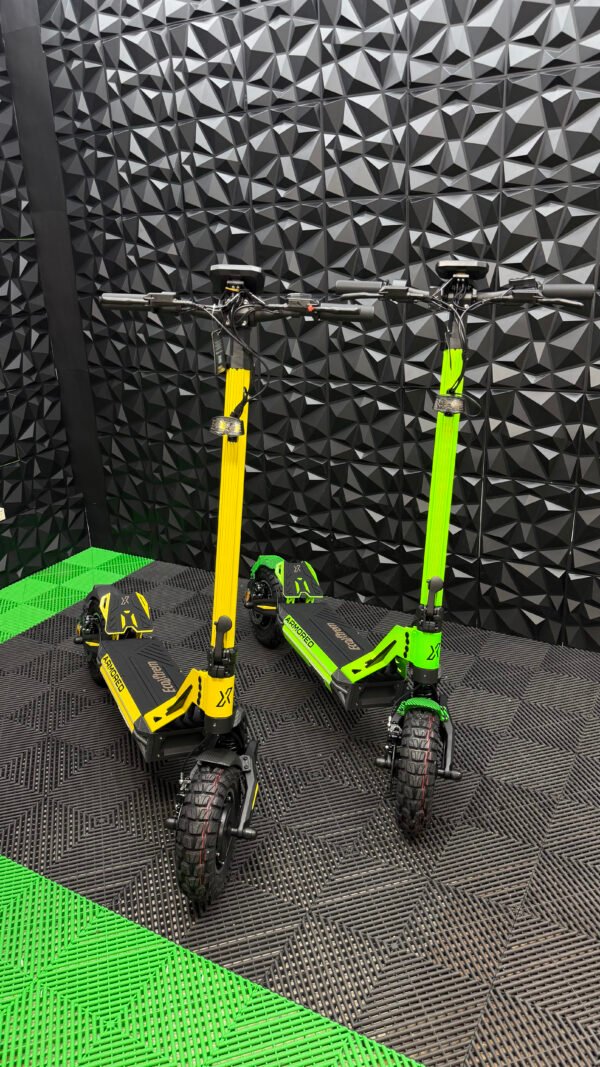 Patinete Eléctrico Ecoxtrem M41 Armored Dual EDICIÓN ESPECIAL(DGT)